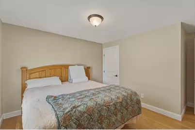 38 Montaup Ave, Dracut, MA 01826 - Photo 13
