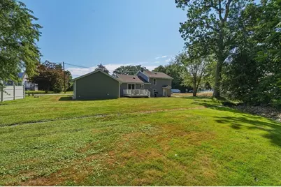 38 Montaup Ave, Dracut, MA 01826 - Photo 29