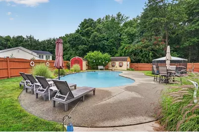 17 Coach Rd, Billerica, MA 01862 - Photo 15