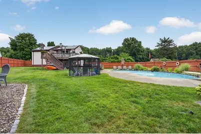 17 Coach Rd, Billerica, MA 01862 - Photo 5