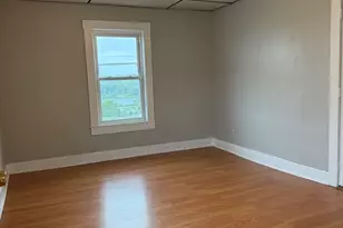 499 Lindsey St, Fall River, MA 02720 - Photo 3