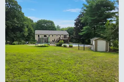 8 Woodridge Ln, Ashland, MA 01721 - Photo 3