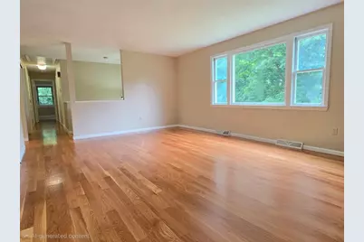 8 Woodridge Ln, Ashland, MA 01721 - Photo 7