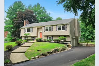 8 Woodridge Ln, Ashland, MA 01721 - Photo 1