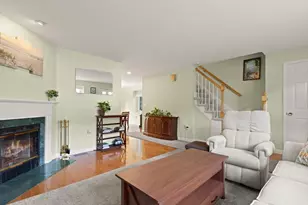 27 E Brookfield Dr, Groton, MA 01450 - Photo 5