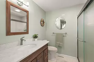 27 E Brookfield Dr, Groton, MA 01450 - Photo 25