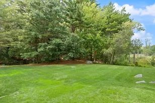 27 E Brookfield Dr, Groton, MA 01450 - Photo 29