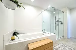 1245 Adams St, Boston, MA 02124 - Photo 23