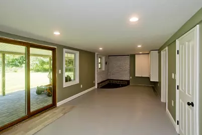 37 Cooper Rd, Northbridge, MA 01534 - Photo 33