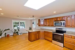 37 Cooper Rd, Northbridge, MA 01534 - Photo 11