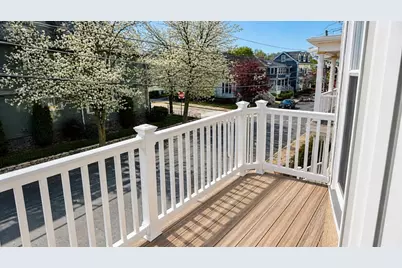 113-115 Hillsdale Rd #113, Somerville, MA 02144 - Photo 9