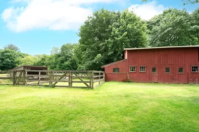374 High St, Pembroke, MA 02359 - Photo 17