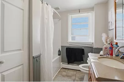 22 Sachem St, Fall River, MA 02724 - Photo 11