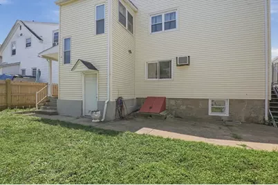 22 Sachem St, Fall River, MA 02724 - Photo 5