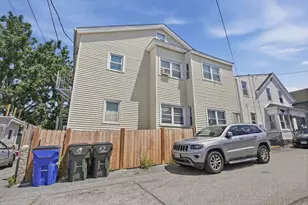22 Sachem St, Fall River, MA 02724 - Photo 3