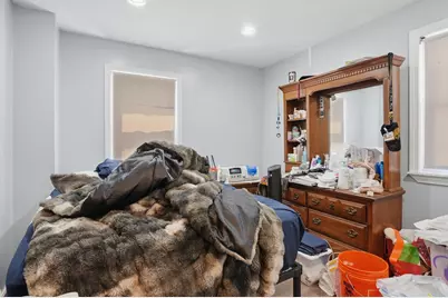 22 Sachem St, Fall River, MA 02724 - Photo 15