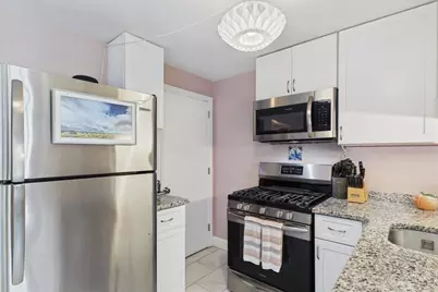 110 Hooper Rd #110, Dedham, MA 02026 - Photo 9
