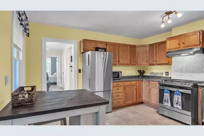 450 Main St #2, Haverhill, MA 01830 - Photo 3