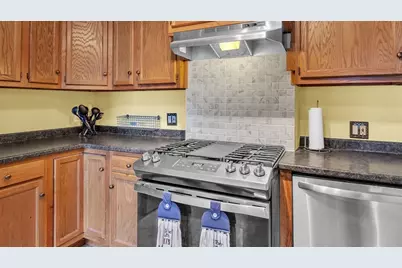 450 Main St #2, Haverhill, MA 01830 - Photo 5