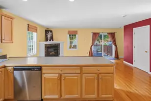 42 Castine St, Worcester, MA 01606 - Photo 13