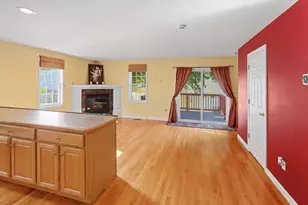 42 Castine St, Worcester, MA 01606 - Photo 17