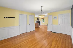 42 Castine St, Worcester, MA 01606 - Photo 9