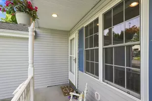 42 Castine St, Worcester, MA 01606 - Photo 5