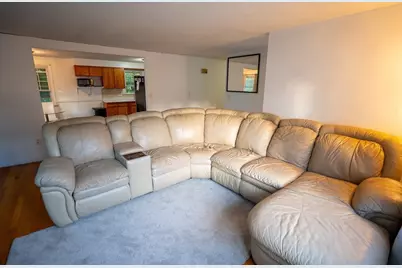 65 Harold St, Worcester, MA 01604 - Photo 3