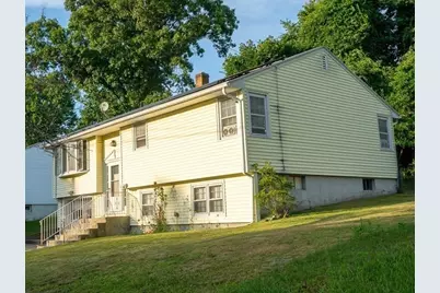 65 Harold St, Worcester, MA 01604 - Photo 1