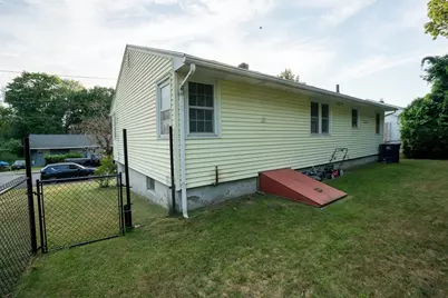 65 Harold St, Worcester, MA 01604 - Photo 21