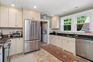 25-27 Flint Rd, Watertown, MA 02472 - Photo 5