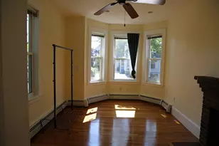 130 Ash St, Waltham, MA 02453 - Photo 5