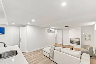18 Jefferson Rd, Wakefield, MA 01880 - Photo 13
