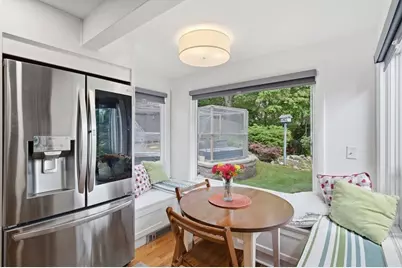 105 Hillside Dr, Barnstable, MA 02632 - Photo 5