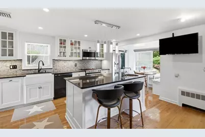 105 Hillside Dr, Barnstable, MA 02632 - Photo 3