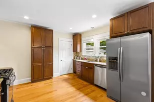 142 S Main St, Sharon, MA 02067 - Photo 11