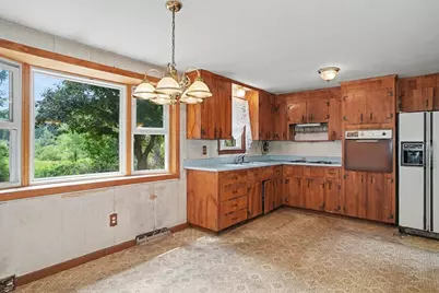 216 Brigham St, Marlborough, MA 01752 - Photo 9