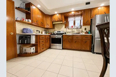 45 Beauregard St, Fall River, MA 02723 - Photo 9