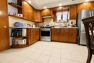 45 Beauregard St, Fall River, MA 02723 - Photo 9