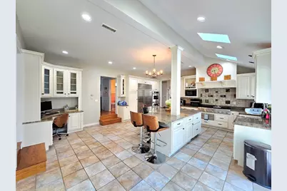 259 Salisbury St, Holden, MA 01520 - Photo 3