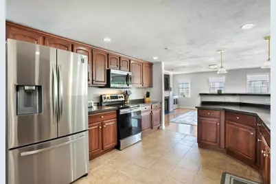 309 Hampton Way #309, Abington, MA 02351 - Photo 5
