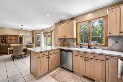185 Clearwater Cir, Ludlow, MA 01056 - Photo 11