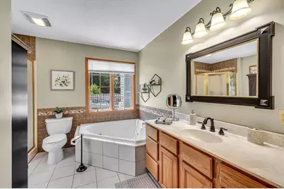 185 Clearwater Cir, Ludlow, MA 01056 - Photo 19
