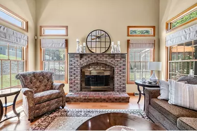 185 Clearwater Cir, Ludlow, MA 01056 - Photo 7