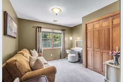 185 Clearwater Cir, Ludlow, MA 01056 - Photo 23