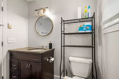 97 E Central St, Franklin, MA 02038 - Photo 21