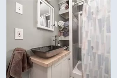 22 Warner St #1, Blackstone, MA 01504 - Photo 5