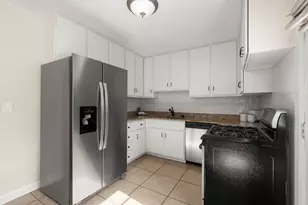 85 Tower St, Hudson, MA 01749 - Photo 11