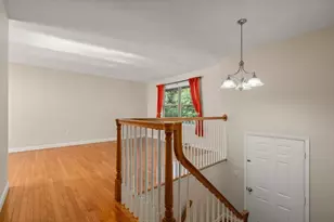 85 Tower St, Hudson, MA 01749 - Photo 3
