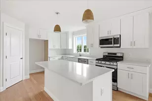 9 Jasmine Wy, Bridgewater, MA 02324 - Photo 7